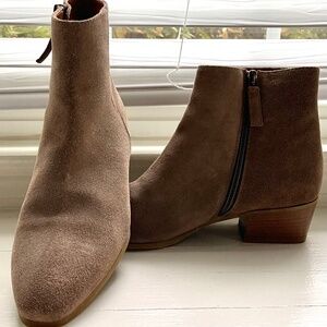 Aquatalia Fouco Suede Stacked Heel Bootie